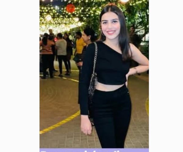  Vritti Arora